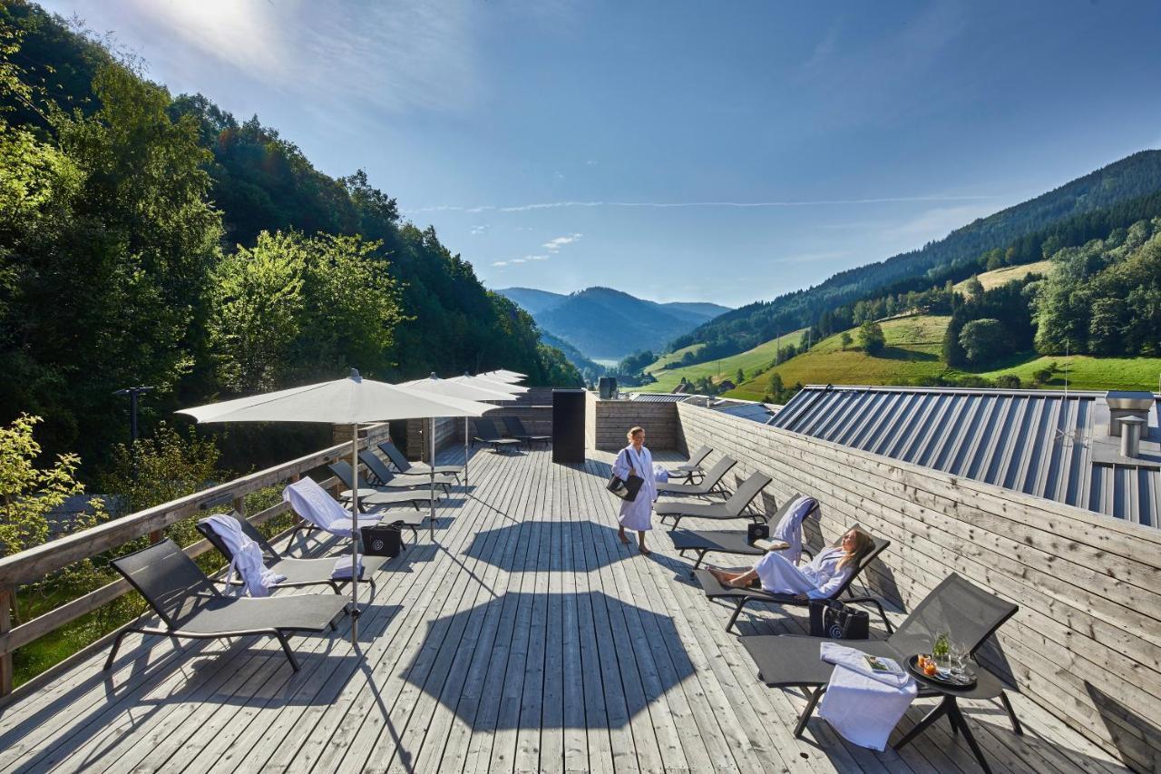 Elzland Hotel Pfauen Wellness & Spa Elzach Exteriör bild