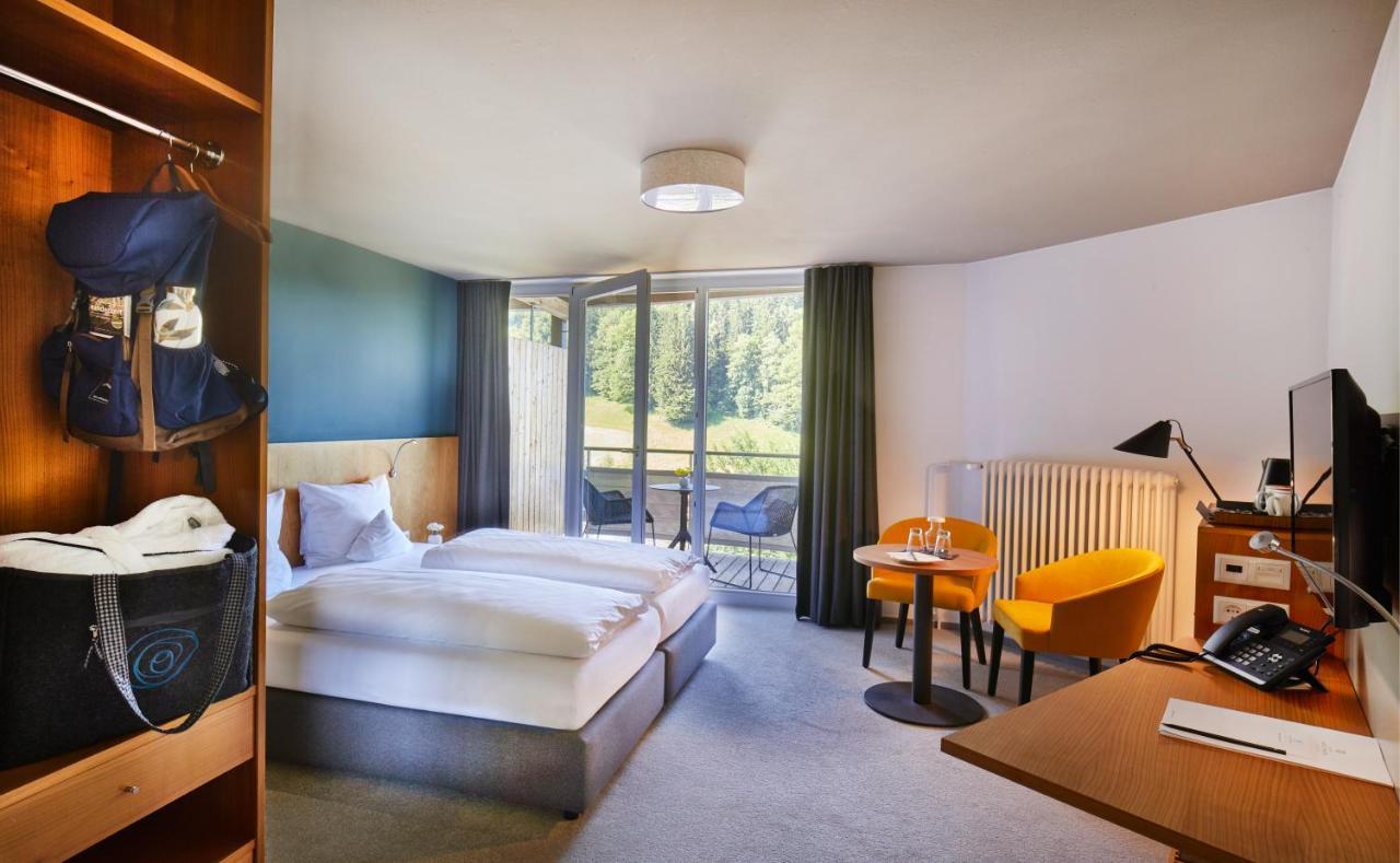 Elzland Hotel Pfauen Wellness & Spa Elzach Exteriör bild