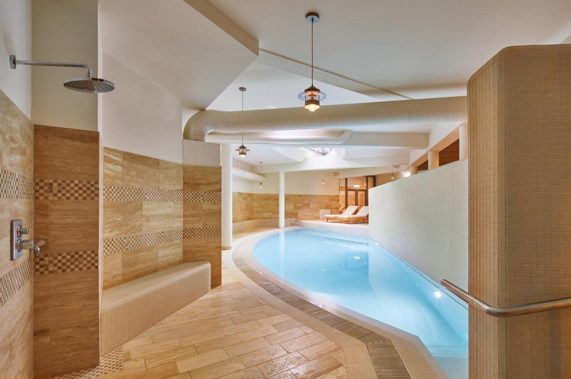 Elzland Hotel Pfauen Wellness & Spa Elzach Exteriör bild